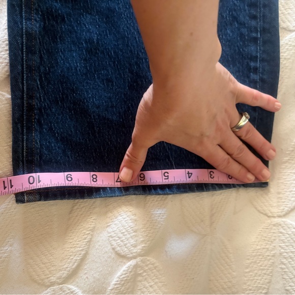 Like new barely worn Quince Bella Stretch relaxed straight jeans size 32. - Picture 11 of 15